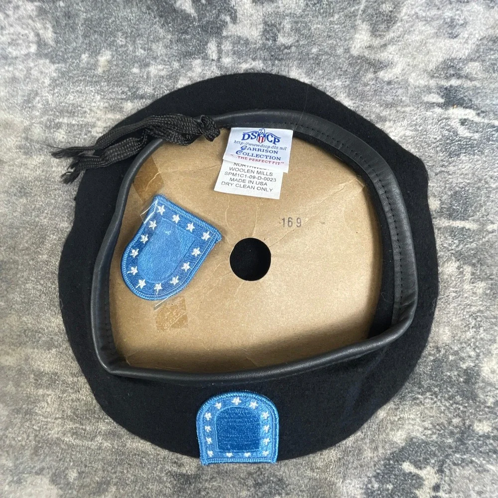 US Army Issued Black Wool Beret Size 7 NWOT 2009 Military Flash Made in USA